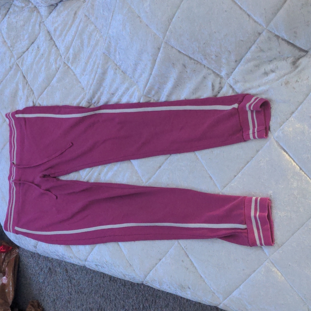 LIKE AN ANGEL (JUNIOR'S SIZE: SMALL) FUCHSIA BOOTYLICIOUS SWEATPANTS